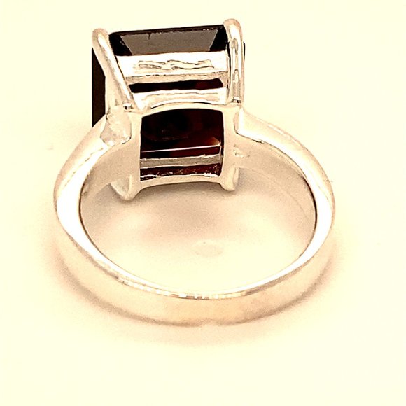Pyrope Garnet 7.46ct Platinum Solid Silver Ring - Picture 4 of 6